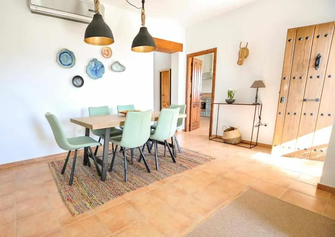 Paredones Casa Rural Caminito Del Rey Alora Country house