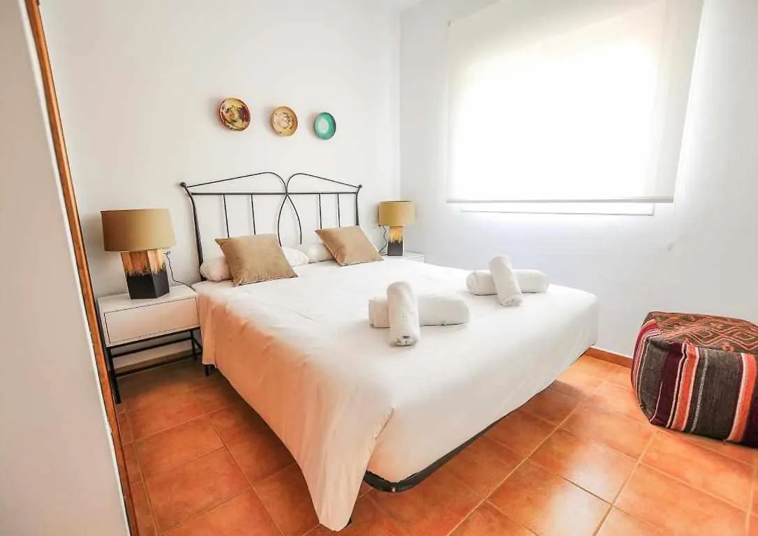 Paredones Casa Rural Caminito Del Rey Alora 0*,